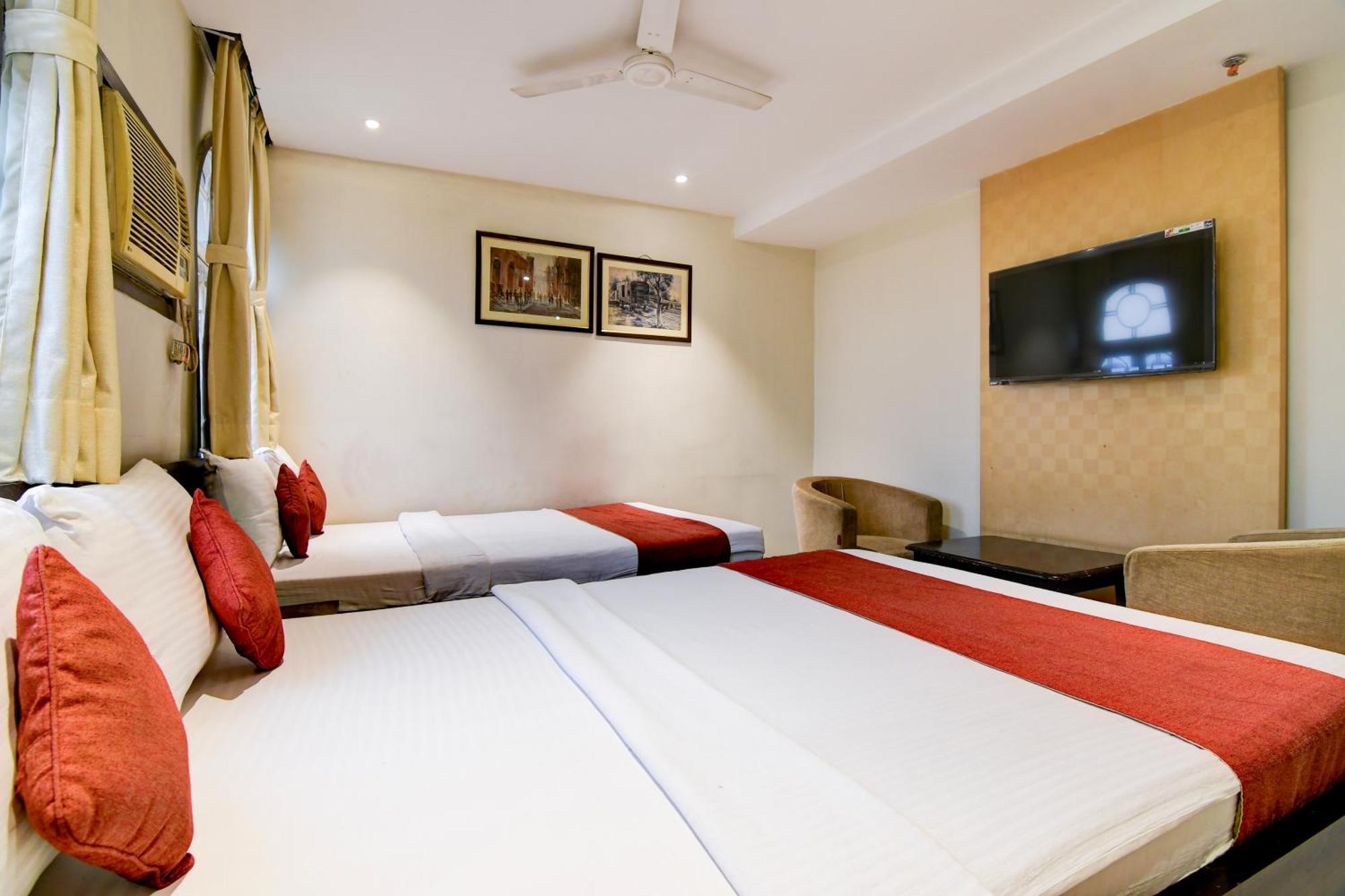 Hotel King'S Crown Колката Екстер'єр фото