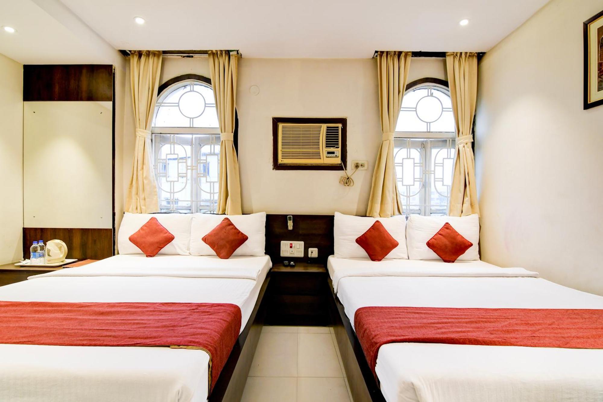 Hotel King'S Crown Колката Екстер'єр фото